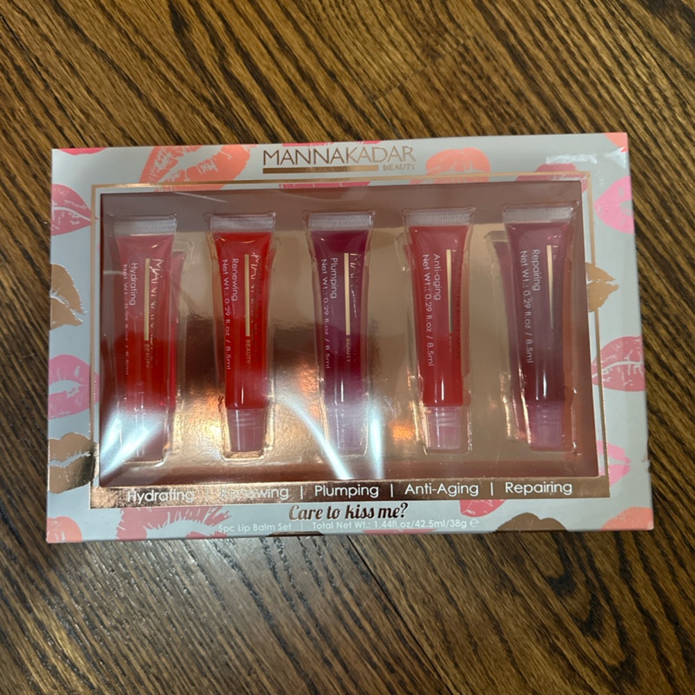 New 5 PK MANNA KADAR Lip Balm Set Juicy Tubes Hydrate Renew‎ Repair
Plump Repair